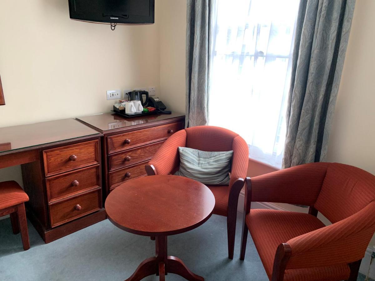 Peregrine House Hotel Кентърбъри Екстериор снимка