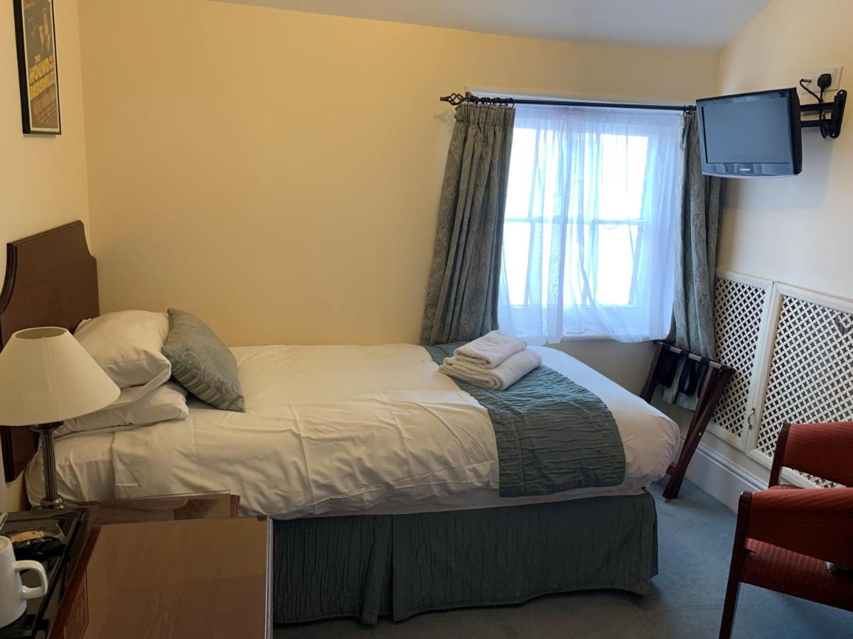 Peregrine House Hotel Кентърбъри Екстериор снимка