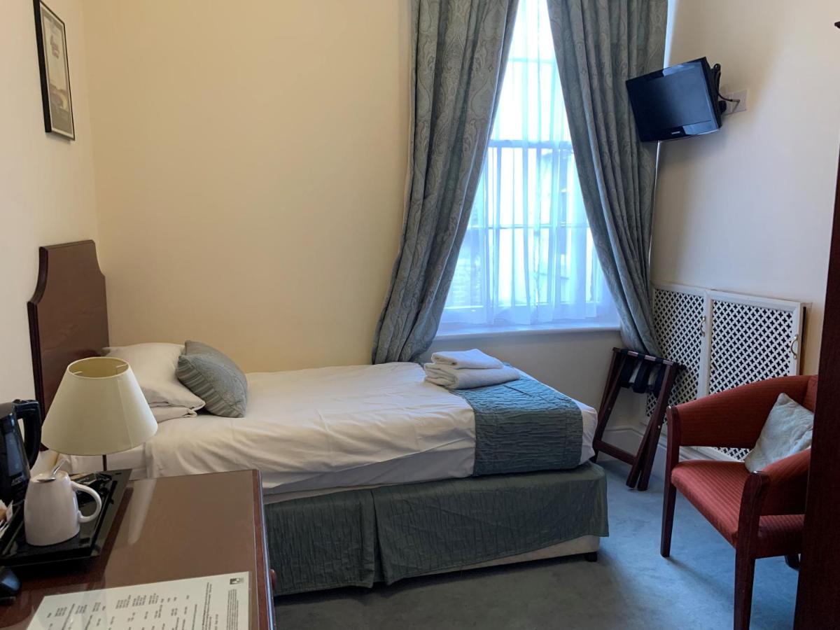 Peregrine House Hotel Кентърбъри Екстериор снимка